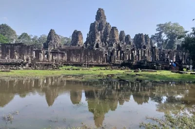 Esplora angkor wat, bayon, ta prohm, banteay srei e beng mealea in un tour privato di 2 giorni con pick-up in hotel. scopri templi nascosti e evita la folla.