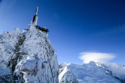 Travel from geneva to chamonix with a local driver-guide, enjoy skip-the-line cable car tickets, and explore mont blanc’s alpine scenery. includes hotel pickup.