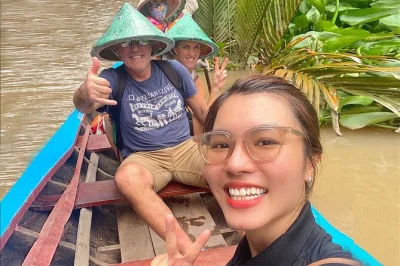 Descubra o autêntico delta do mekong em ben tre com passeio privado ecológico. inclui passeio de barco, ciclismo, visita a fazenda de coco e almoço caseiro com transporte do hotel.