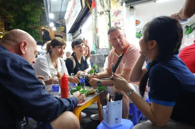 Erlebe hanoi altstadt mit streetfood, lerne vietnamesischen egg coffee zuzubereiten – inklusive abholung, getränke und persönlicher kleingruppe.