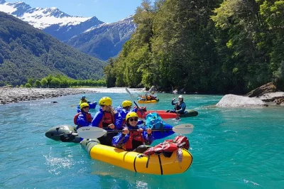 Remonta el río matukituki cerca de wanaka con un guía local, disfruta de un picnic y contempla vistas a los glaciares. incluye traslado, equipo y fotos.