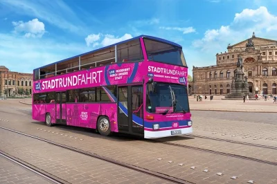 Scopri i quartieri liberty di dresda, i castelli sull’elba e i suoi ponti famosi con un tour in bus a due piani. guida tedesca dal vivo e fermate flessibili per salire e scendere.