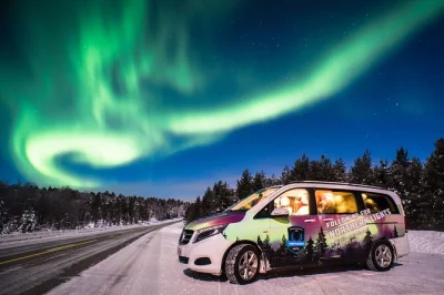 Chase the northern lights near saariselkä in a small group with a local guide. includes hotel pickup, warm berry juice, and expert tips for aurora photos.