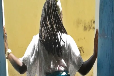 Parcourez les rues historiques de salvador, découvrez les sites afro-brésiliens et plongez dans l’ambiance colorée de pelourinho. transfert hôtel et guide privé inclus.