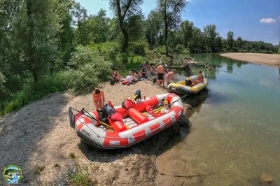 Découvrez un safari doux sur la drava près de varaždin, explorez des passages d’eau cachés, plages de galets et faune locale avec des guides experts. matériel inclus.