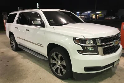 Private airport transfer in san juan with local bilingual drivers, air-conditioned vans, and wifi. safe, reliable pickup for hotels, cruises & airbnb stays.