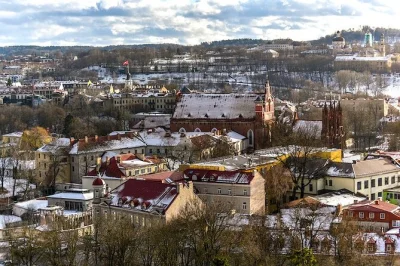 Walk vilnius’ old town & užupis with a local guide, hear real stories, see the gate of dawn, and discover hidden corners—includes guide and flexible pace.