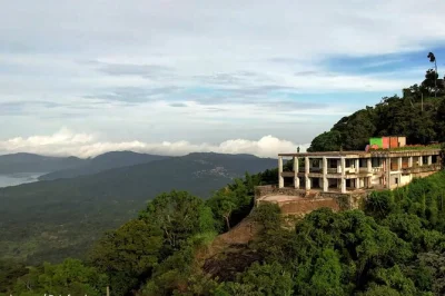 Watch san salvador light up from a private hilltop 4x4 tour, hear stories of the old cable car park, and enjoy sunset views. includes hotel pickup & entry fees.