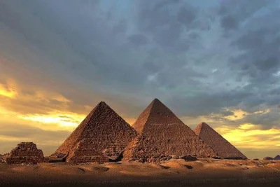 Scopri le piramidi di giza, la sfinge e il museo egizio al cairo con una guida egittologa esperta. trasporto comodo e pick-up in hotel inclusi per tutta la giornata.