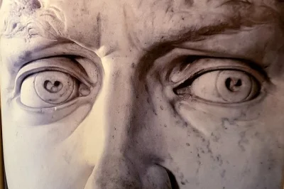 Skip the line at florence’s accademia gallery, see michelangelo’s david up close, explore rare stradivari violins, and enjoy a private guided tour with easy access.