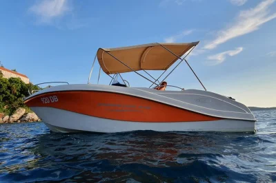 Parti da dubrovnik per una gita privata alle isole elafiti con snorkeling, bevande e skipper locale. tutto incluso, attrezzatura e pickup flessibile.