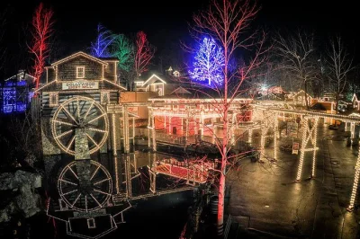 See 12 million christmas lights across pigeon forge & gatlinburg, plus shadracks dancing light show. heated bus, local guide, free kids gift included.