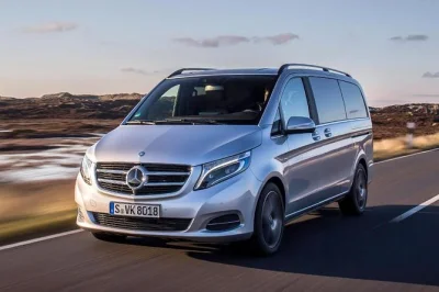 Private transfer from oslo airport to your hotel in oslo city centre with english-speaking driver, bottled water, and luggage help. includes pickup and flexible drop-off.
