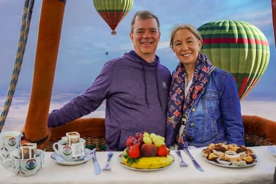 Private marrakech hot air balloon flight with berber breakfast, hotel pickup by luxury 4x4, and in-flight fresh juices. includes dedicated pilot & hostess.