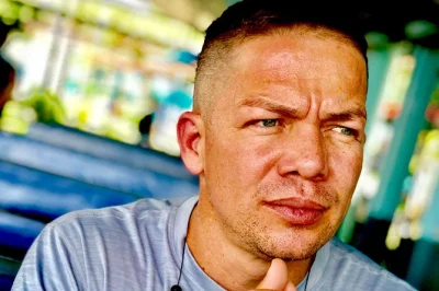 Da aeroporto sjo a los sueños marriott con transfer privato, van assicurato, acqua in bottiglia e autista bilingue. include accoglienza e wifi a bordo.