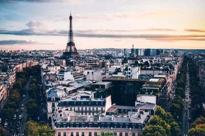 Scopri parigi con tour audio autoguidati. visita torre eiffel, montmartre, quartiere latino e luoghi segreti. scarica e usa offline.