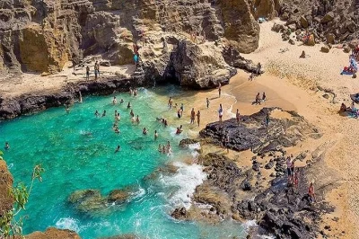 Circle oahu’s legendary north shore, surf beaches, dole plantation & more on a day trip from kauai. includes round-trip flights, local guide & snorkeling gear.