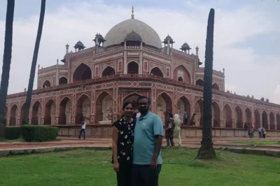 Scopri delhi vecchia e nuova in un solo giorno con una guida privata. visita jama masjid, qutub minar, tomba di humayun, chandni chowk e molto altro. trasferimento dall’hotel incluso.