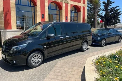 Transporte privado no aeroporto de casablanca para uma chegada ou partida tranquila. conforto, dicas locais e serviço porta a porta em todo marrocos.