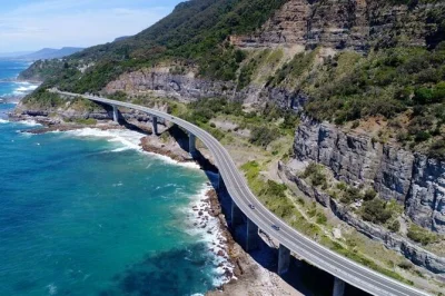 Descubre la costa sur de sídney en una excursión gastronómica—sea cliff bridge, sidra de manzana, quesos, chocolate, catas en viñedos y almuerzo en el pueblo de berry.