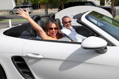 Casamento rápido e sem complicação em las vegas na capela drive-up, a poucos minutos do cartório de casamento. cerimônia legal com ministro autorizado inclusa.