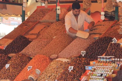 Cycle marrakech’s medina, taste local food, and explore jemaa el-fna with a guide. sample tangia, tagine, spices, and sweets on this hands-on bike tour.