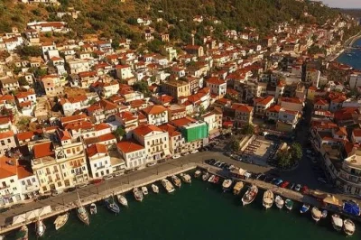 Réservez un transfert privé depuis l’aéroport ou le port d’athènes jusqu’à gytheion. chauffeurs agréés, voitures climatisées, wifi gratuit et paiement flexible. trajet simple et sécuris