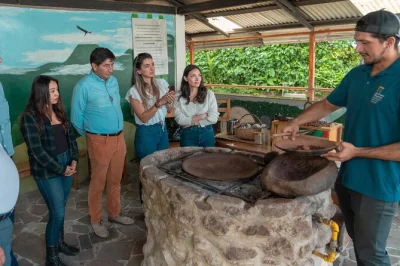 Start at the cocoa tree in mindo, taste fresh cacao fruit, see every step of chocolate making, and sample unique treats like chocolate tea and brownies. includes food tasting.
