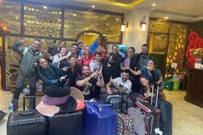 Wake up on sapa’s mountain trails, trek through cat cat & ta van villages, share a home-cooked meal with locals, and learn to cook vietnamese dishes. includes hotel pickup.