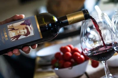 Follow the earthy scent of chianti’s vineyards, tour an organic winery near radda, taste local wines and olive oil, and share stories with your guide. includes snacks.