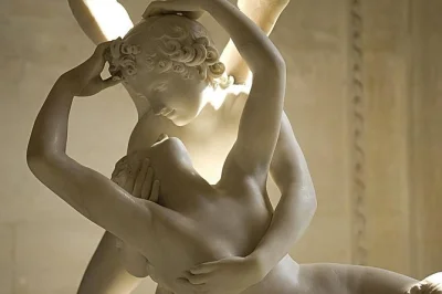 Esplora la mitologia greca al louvre con una guida privata. ammira la venere di milo, apollo e molto altro. accessibile in sedia a rotelle. biglietti inclusi.