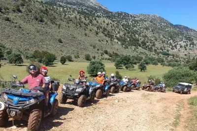 Disfruta un safari en quad por las montañas de creta, recorre caminos de tierra, visita una antigua almazara y degusta café local. incluye recogida en georgioupolis.