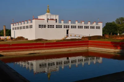 Découvrez les sites sacrés bouddhistes du népal, de lumbini à kathmandu, avec un guide expert. hébergement, transferts et immersion spirituelle inclus. réservez vite votre place.