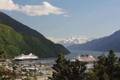 Feel the wild spirit of skagway on a city and summit tour—see waterfalls, the welcome to alaska sign, and tormented valley. includes pickup and local guide.