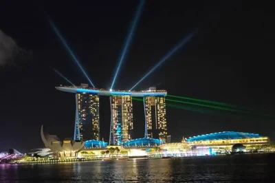 Feel the buzz of singapore at night—little india’s colors, gardens by the bay’s supertree light show, and a river cruise to clarke quay. includes hotel pickup.