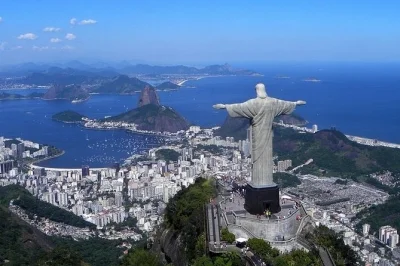 Sinta a energia do rio em meio dia — cristo redentor, escadaria selarón, maracanã e muito mais. inclui traslado, ingressos e guia local.