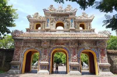 Feel the pulse of hue in one day—explore the citadel, ancient tombs, thien mu pagoda, and dong ba market. includes local lunch and perfume river boat ride.