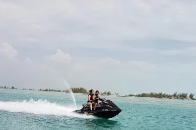 Feel the salt spray on a jet ski adventure from nassau to a ghost shipwreck and quiet island, with local guides and easy booking for solo or duo riders.