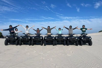 Siente la adrenalina del quad y sandboard en las dunas de atlantis, cerca de cape town. todo el equipo incluido, con guía local, paradas para fotos y pura aventura.