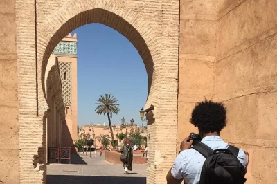 Step into marrakech’s medina for a hands-on photography course, capturing koutoubia mosque, kasbah streets & the souks. includes coffee or tea & local guidance.
