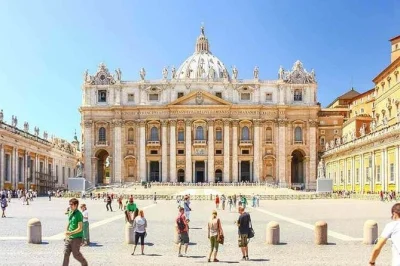 Skip the lines and explore the vatican museums’ galleries and sistine chapel with a knowledgeable guide. includes fast-track entry, expert insights, and wifi. book now.