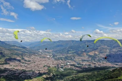 Float above medellín’s aburrá valley, fly past waterfalls, and feel the city’s pulse from the sky. certified pilots, flexible flights, and easy pickup included.