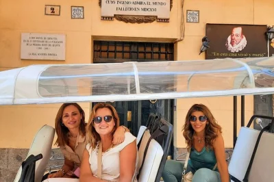 Descubre el lado moderno de madrid en tuk-tuk eléctrico. explora salamanca, gran vía, cibeles y más con un guía local. ¡reserva ya tu excursión de 2 horas por la ciudad!