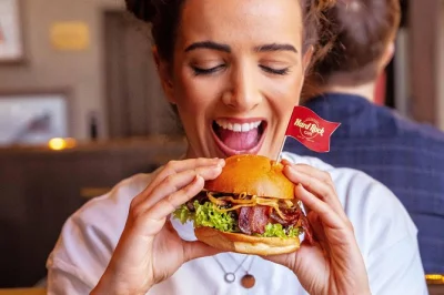 Book a set lunch or dinner at hard rock cafe rome. enjoy priority seating, classic rock memorabilia, and a 2- or 3-course meal in the city center.