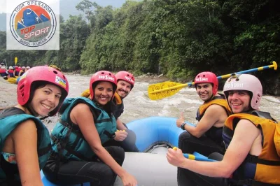 Rafting sulle rapide del río negro a baños, ecuador. livelli iii & iv, guide esperte, attrezzatura, foto e pranzo inclusi. prenota subito la tua avventura!