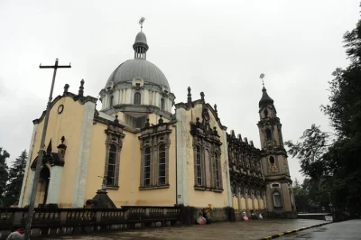 Discover addis ababa’s top sights in one day—visit the national museum, holy trinity cathedral, entoto mountain, and merkato with a local guide.