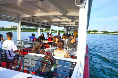 Feel the city shift from day to night on a singapore river sunset cruise, with dinner served onboard, stories from a local guide, and skyline views you won’t forget.