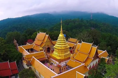 Descubre los templos de chiang mai, incluyendo doi suthep y wat chedi luang, en un tour guiado de medio día con recogida en hotel. disfruta vistas y sitios históricos.