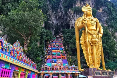 Explore batu caves, putrajaya’s pink mosque, and cruise the lake. port klang pickup, english-speaking driver, all fees included. book your malaysia day tour.