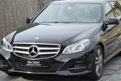 Réservez un transfert privé avec chauffeur de dungarvan à dublin. détendez-vous dans une mercedes e220, avec wifi, eau en bouteille et confort porte-à-porte. réservez votre trajet dès maintenan